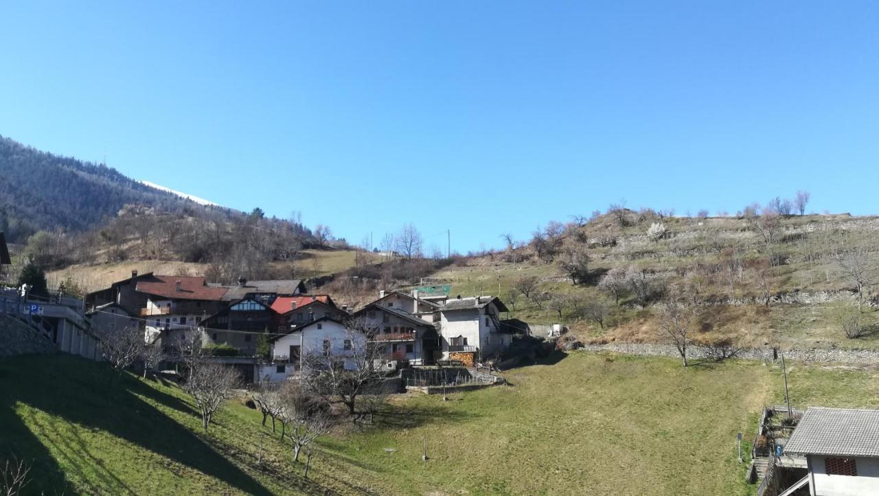La Casa Di Allo Lejlighed Charvensod Eksteriør billede